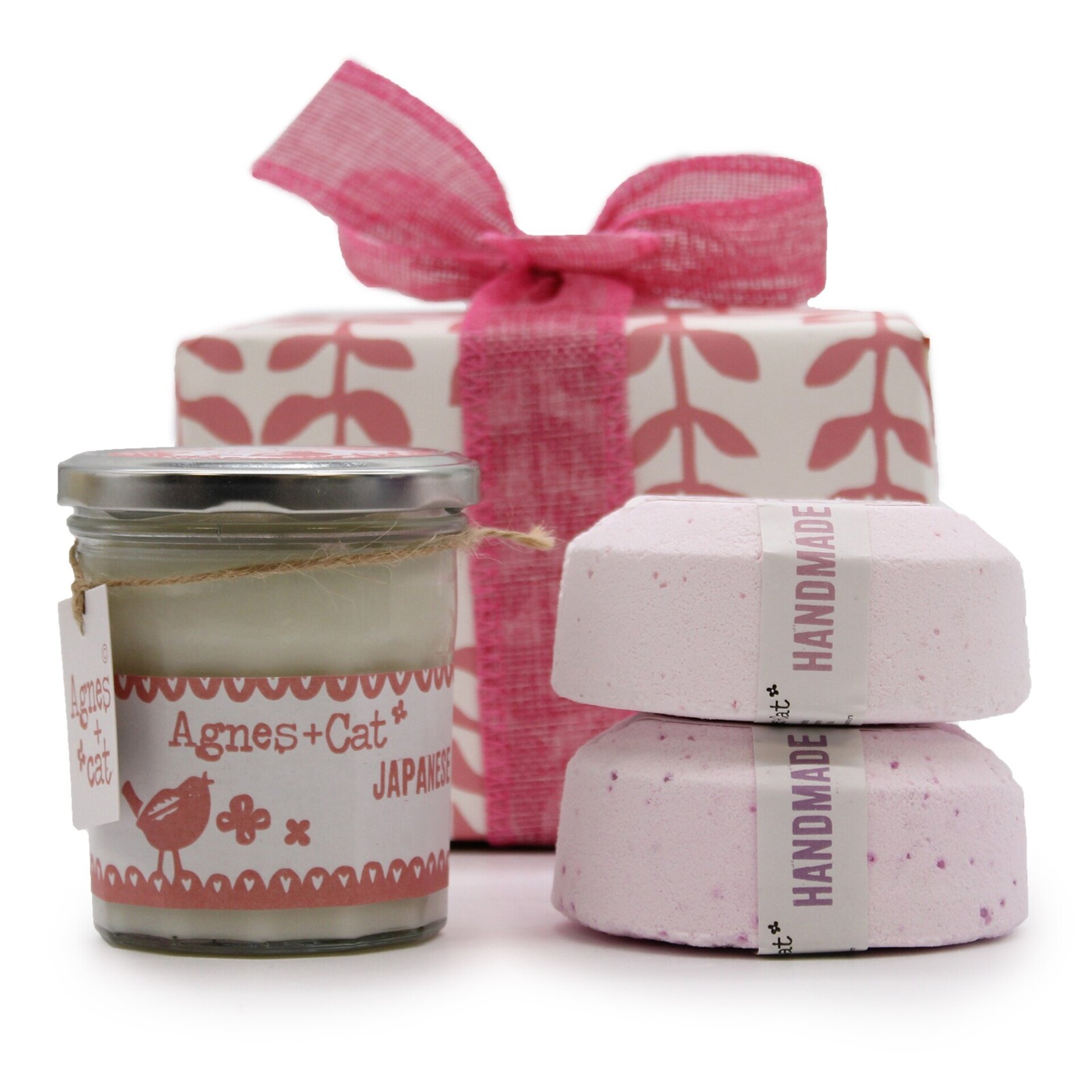 Set de Regalo: Bomba de baño de Peonías & té y rosas + Vela de Café & Nueces - 2